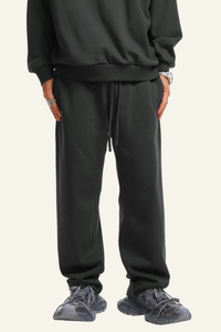 Men's Relaxed Athletic Wear Straight-Leg Pants.