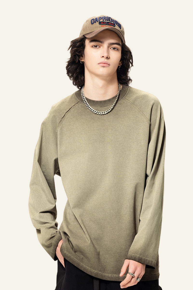Men's  Streetwear Washed Cotton Long-Sleeved T-shirt.