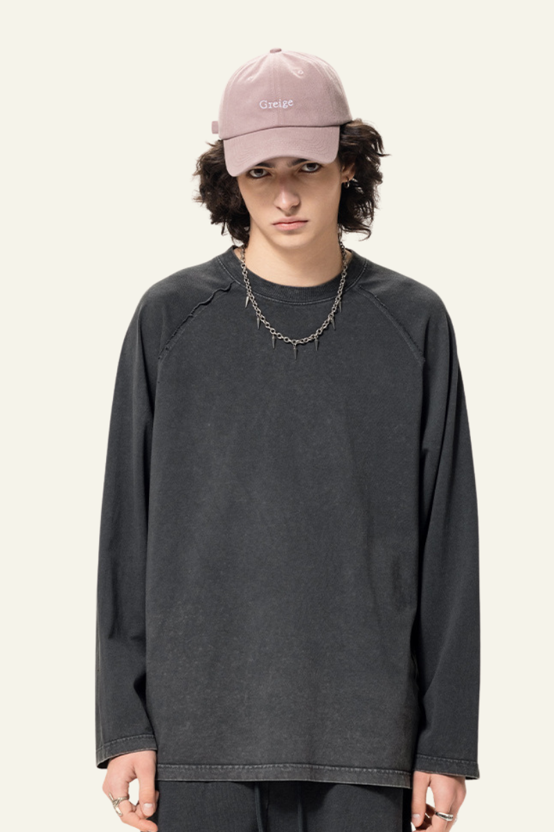 Men's  Streetwear Washed Cotton Long-Sleeved T-shirt.