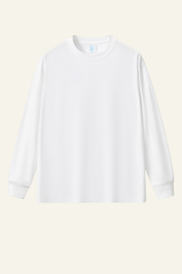 Men's 350 Heavyweight Cotton Long-sleeve T-shirt.