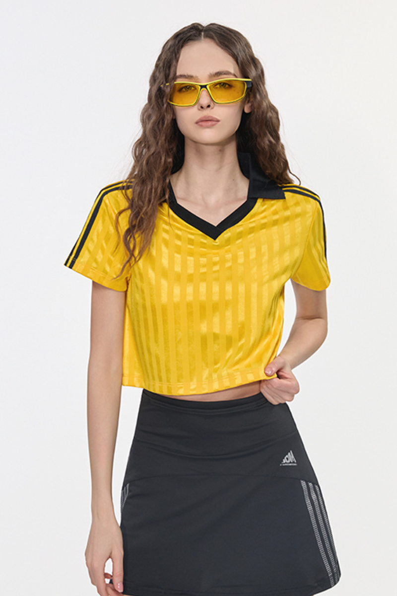 Color-blocked collegiate-style short T-shirt