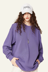 Women's 350 Heavyweight Cotton Long-sleeve T-shirt.