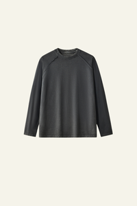 Men's  Streetwear Washed Cotton Long-Sleeved T-shirt.