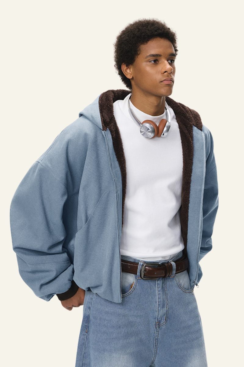 Men's Short-length Plush-lined Full-zipper Jacket.