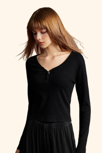 Women's 275g Sexy V-Neck Button Long Sleeve Slim Knit Top