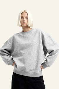 Women's Drop Shoulder Fleece Lined Solid Sweatshirt.