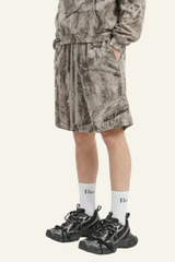 Men's Camouflage Shorts With Fleece Lining.