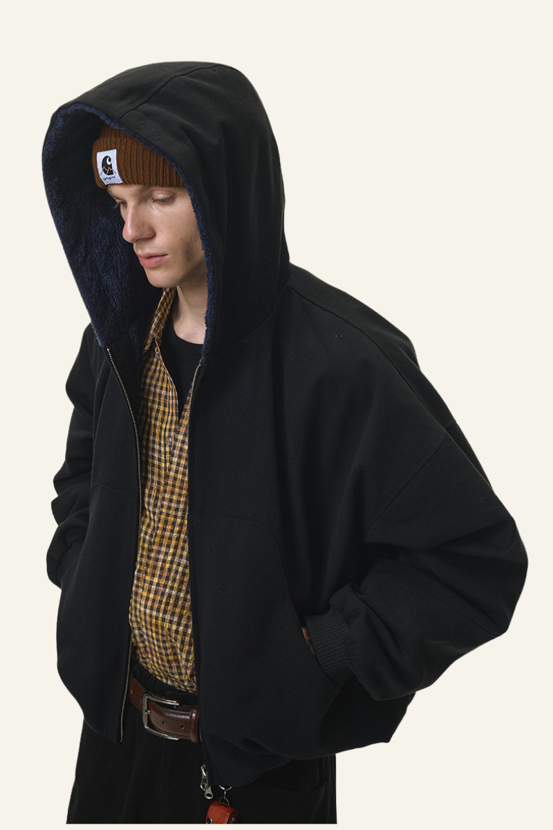 Men's Short-length Plush-lined Full-zipper Jacket.