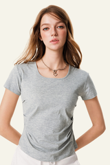 Women's  straight shoulder short-sleeved T-shirt.
