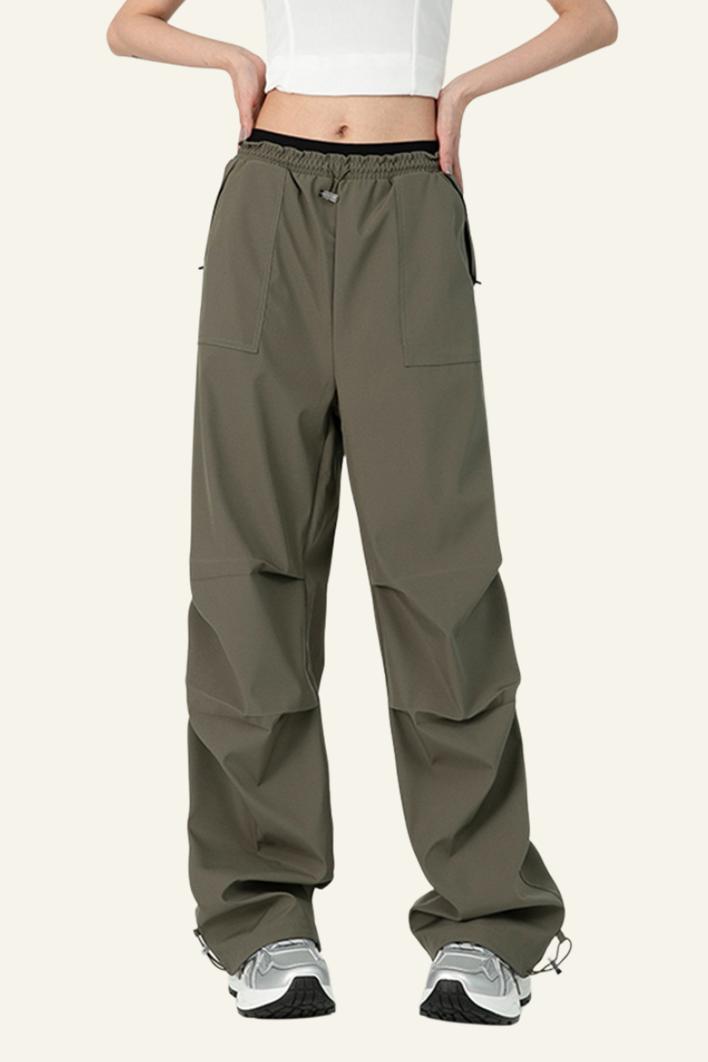 Women's Water-Resistant Lightweight Pleated  Cargo Pants