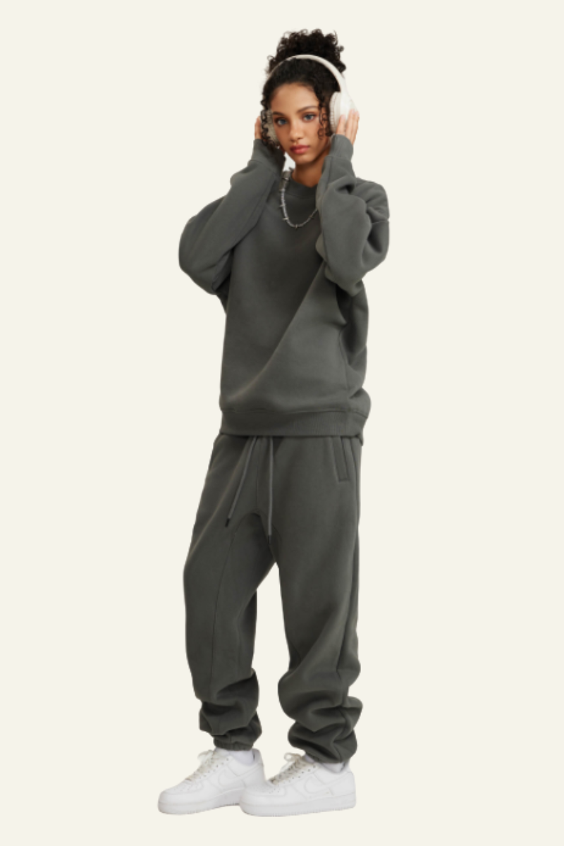 Women's Relaxed Set:Pullover Hoodie & Cuffed Sweatpants