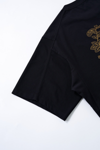 Men's Foil Badge Vintage Oversized Crewneck Tee